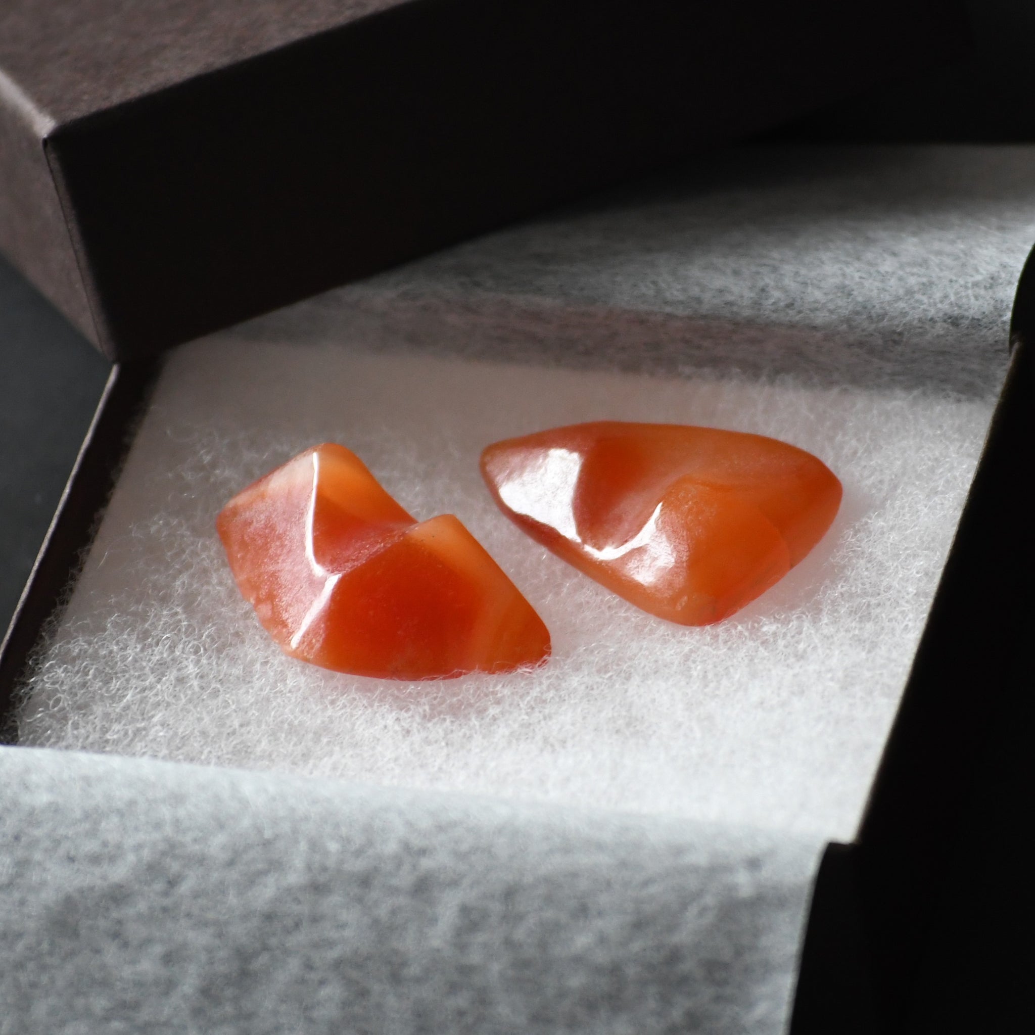 4セットを追加発売】若狭めのう 原石感たっぷり箸置き Original